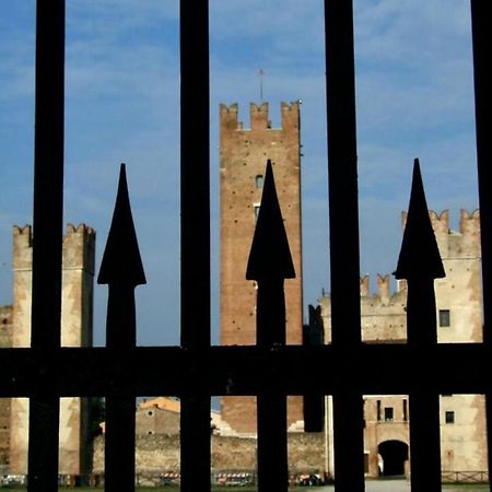 Bed And Breakfast Castello Villafranca di Verona Kültér fotó