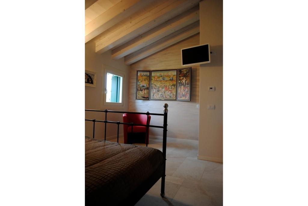 Bed And Breakfast Castello Villafranca di Verona Szoba fotó